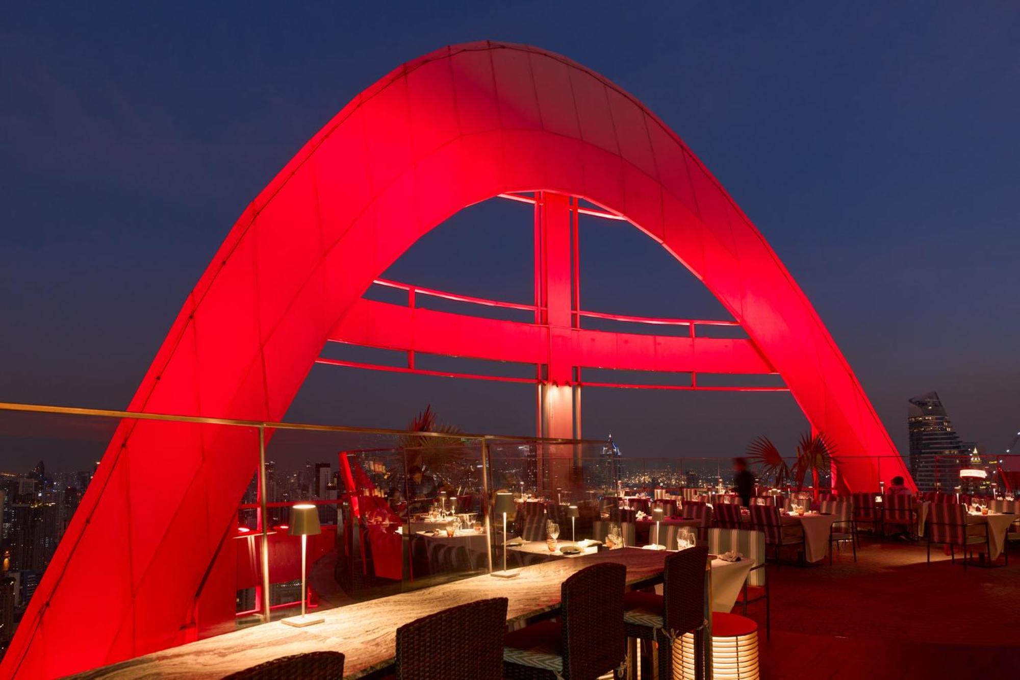 Centara Grand At Centralworld Bangkok Zewnętrze zdjęcie The Red Sky Bar