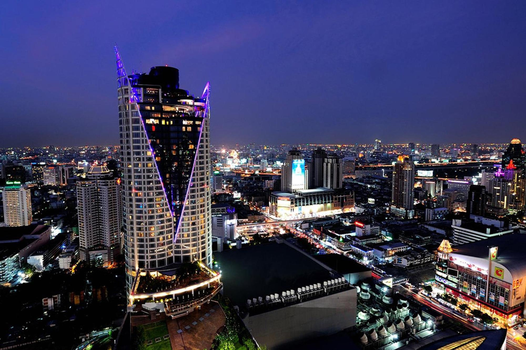 Centara Grand At Centralworld Bangkok Zewnętrze zdjęcie View of the city at night